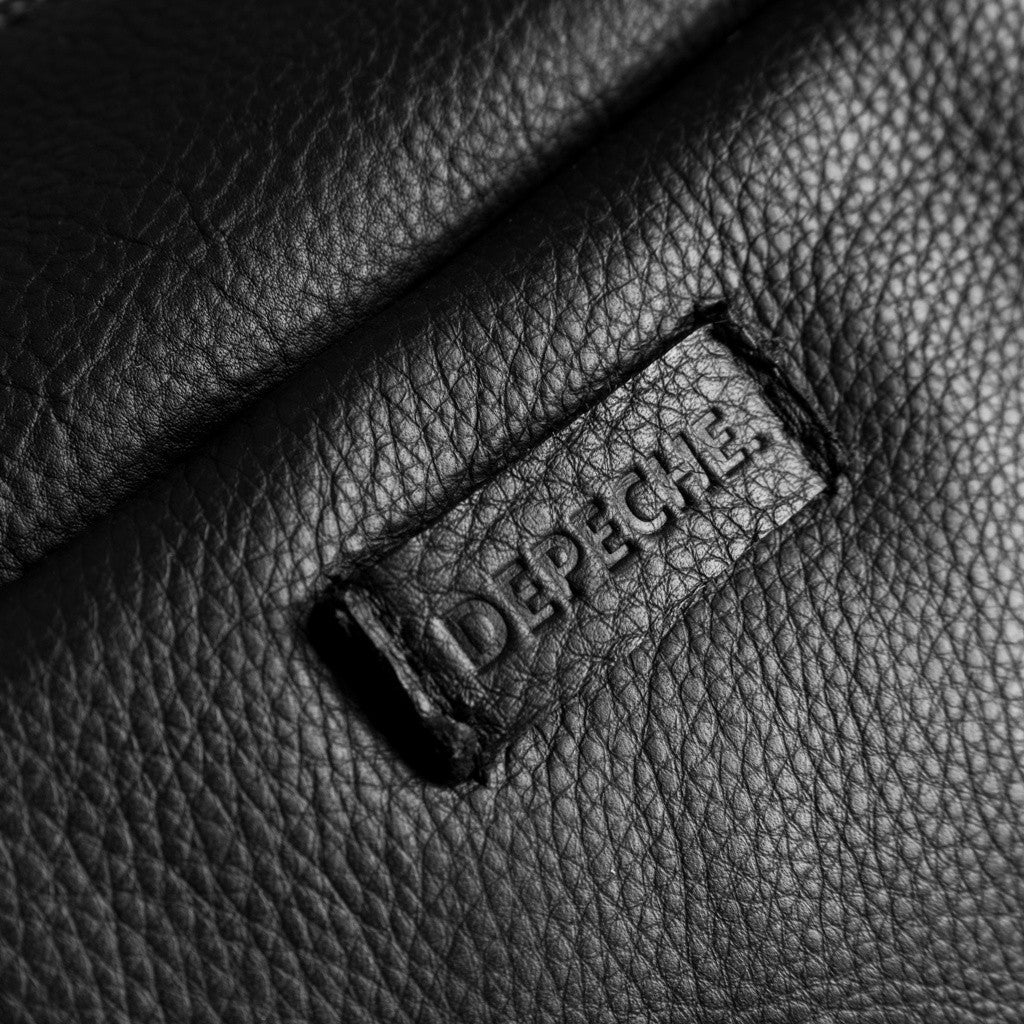 DEPECHE Classic cosmetic bag in soft leater Accessories 099 Black (Nero)