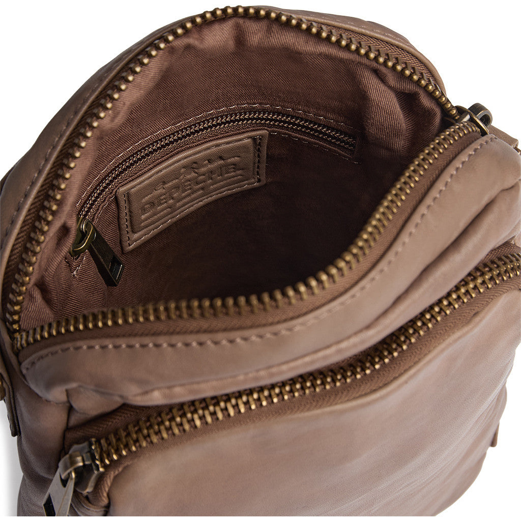DEPECHE Crossover bag in strong and nice leather quality Crossover 250 Dark Taupe