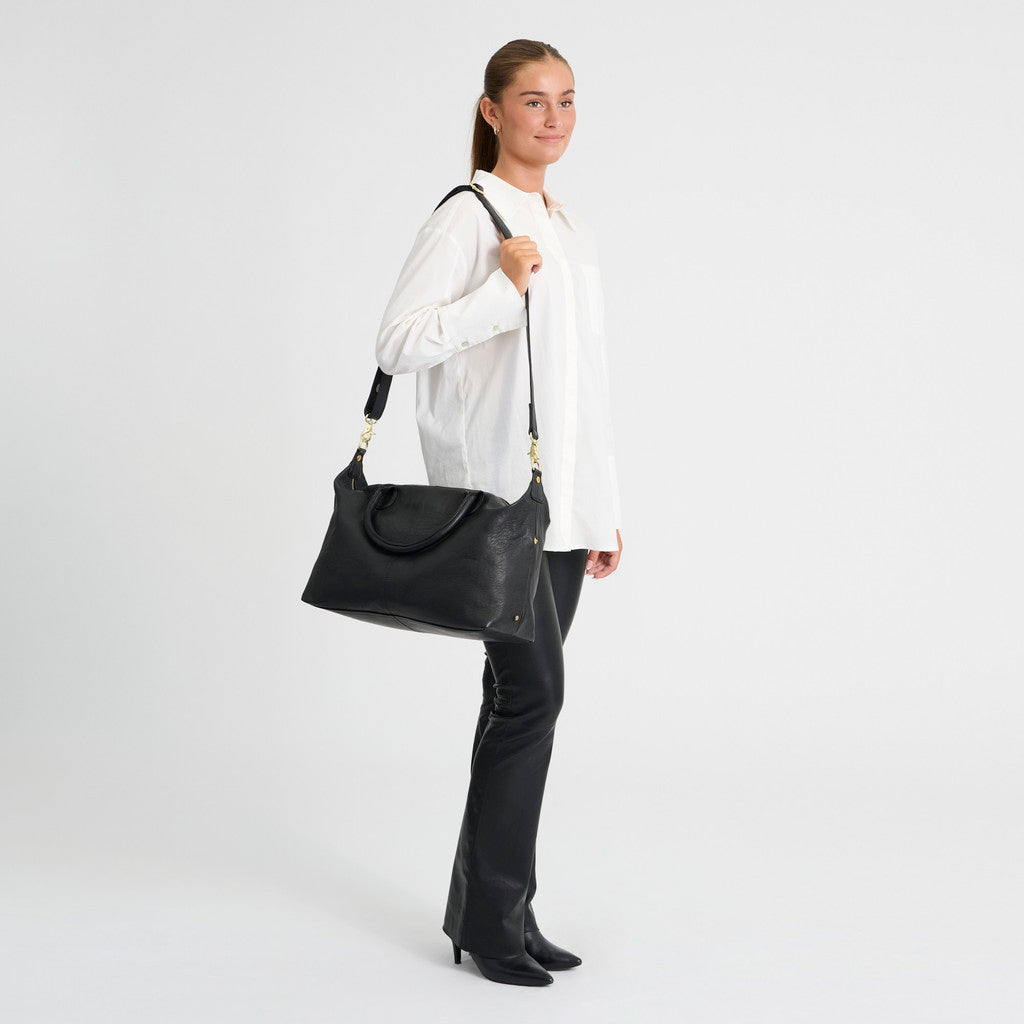 DEPECHE Golden Chic Handbag Shoulderbag / Handbag 099 Black