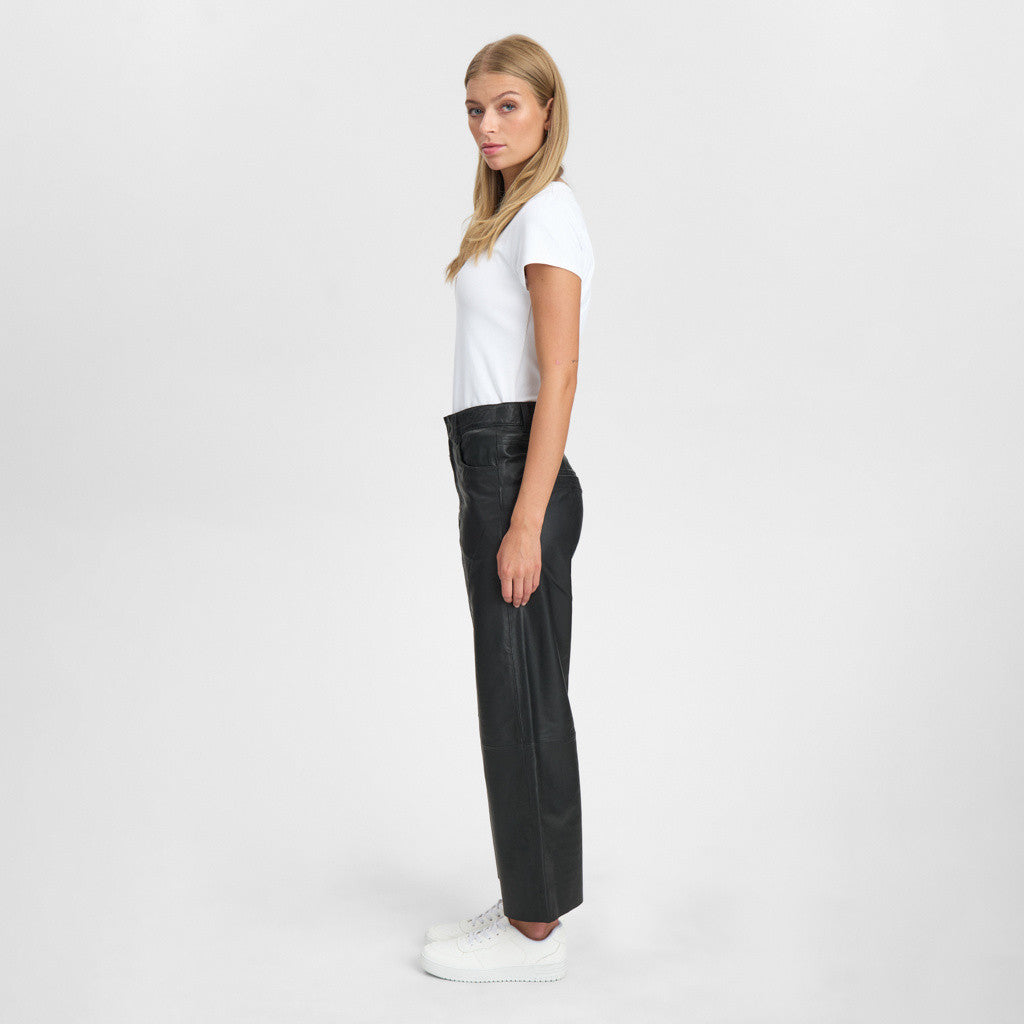 Depeche leather wear HW regular fitting Boa leather pants Pants 099 Black (Nero)