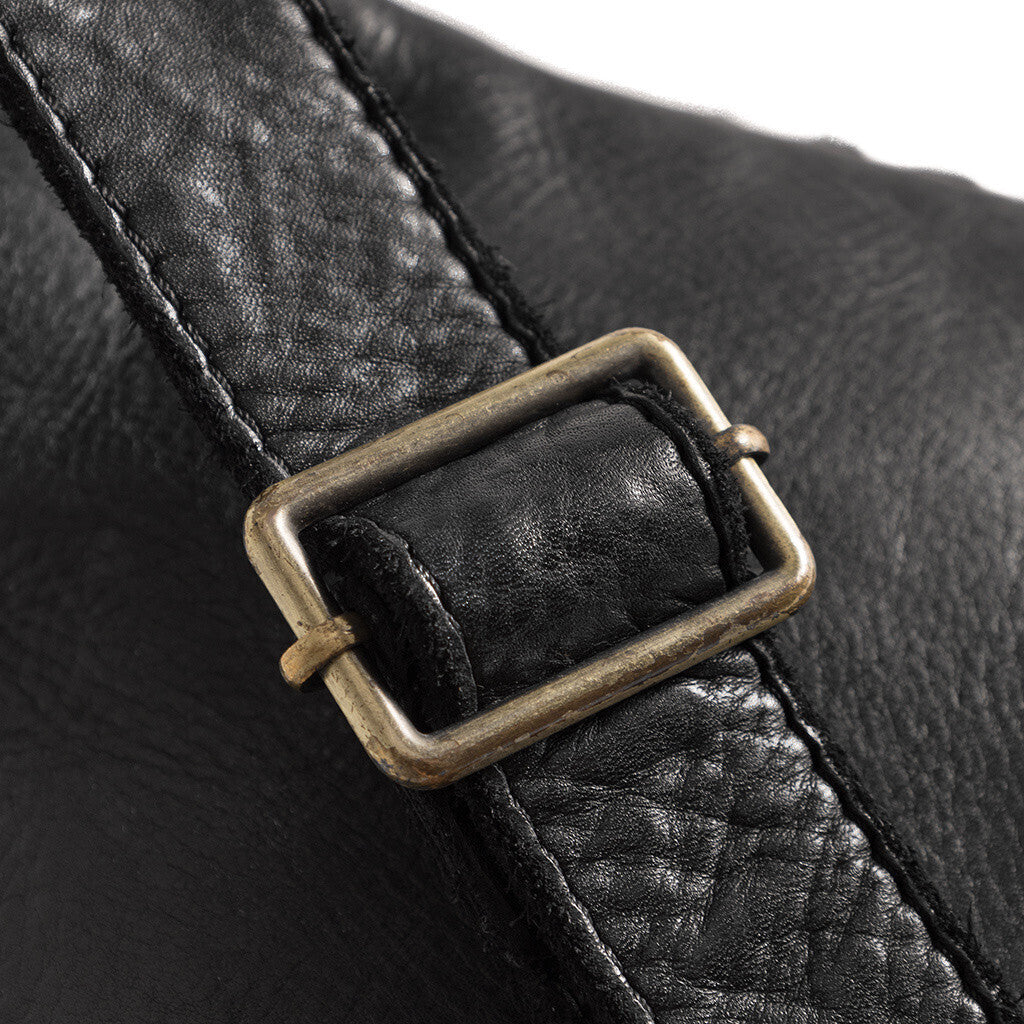 DEPECHE Leather bumbag decorated with weaving Bumbag 099 Black (Nero)