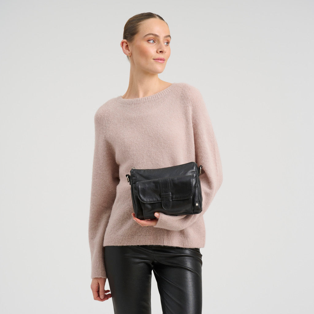 DEPECHE Powerfield lamb leather crossbody bag Cross over 099 Black