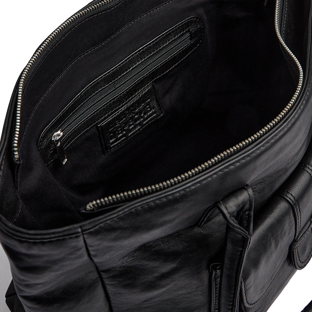 DEPECHE Powerfield sheep leather shoulder bag Shoulderbag / Handbag 099 Black