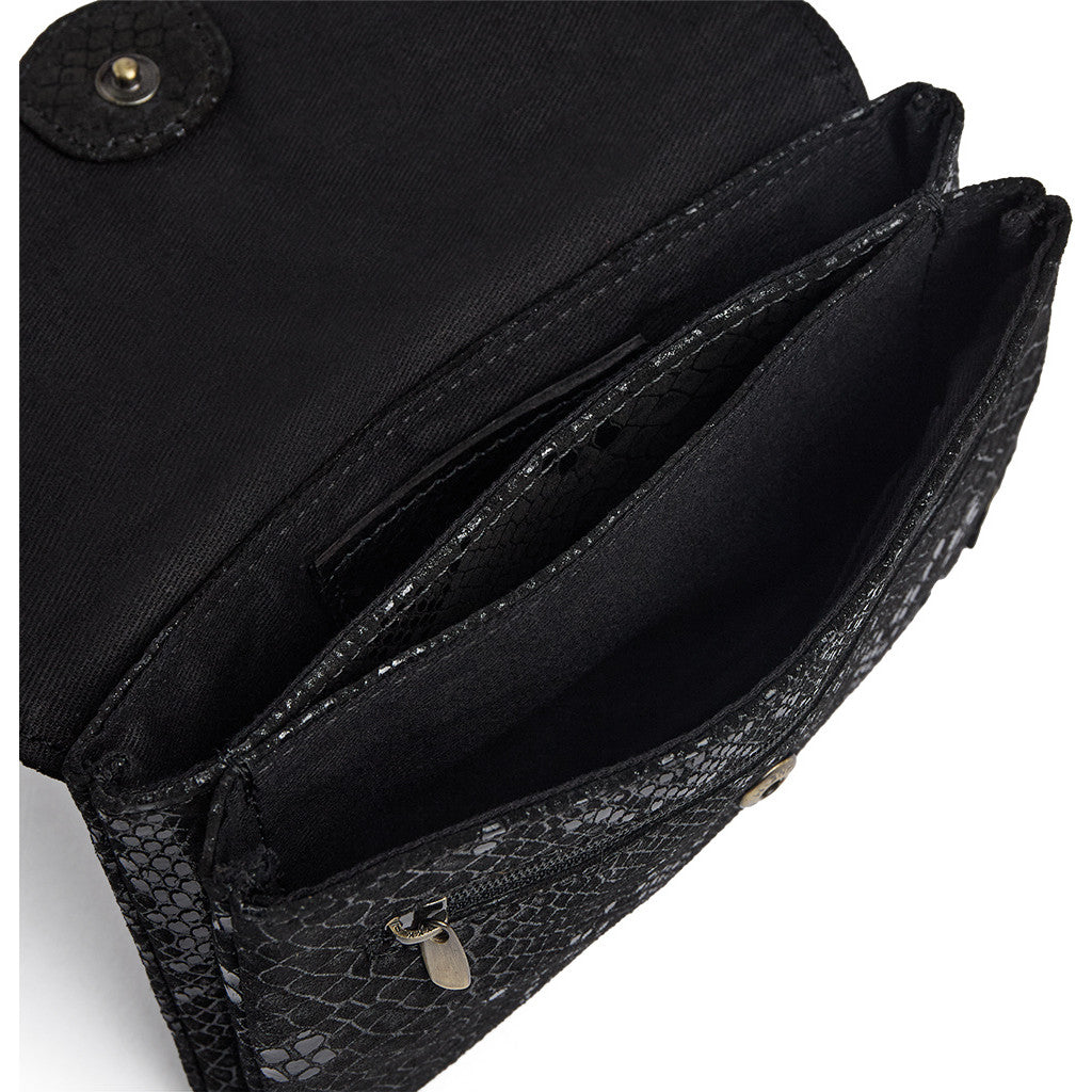 DEPECHE Purse/waist bag in soft leather and timeless design Purse / Credit card holder 142 Black Snake