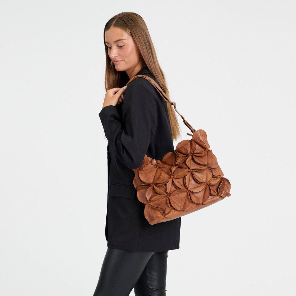 DEPECHE Rio Shoulderbag Shoulderbag / Handbag 040 Dark cognac