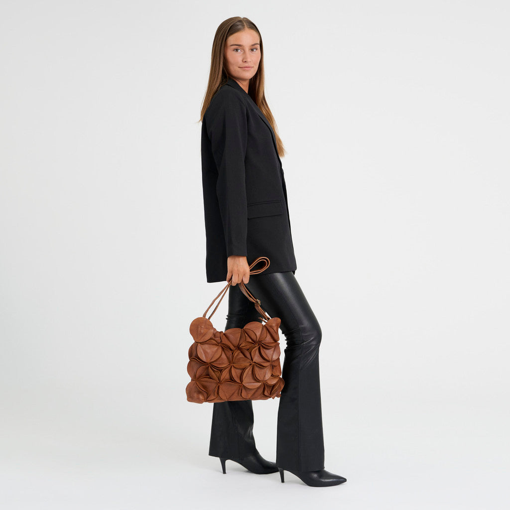 DEPECHE Rio Shoulderbag Shoulderbag / Handbag 040 Dark cognac