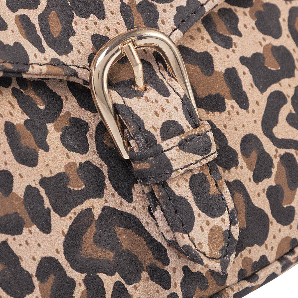 DEPECHE Small bag in stylish design Small bag / Clutch 082 Leopard