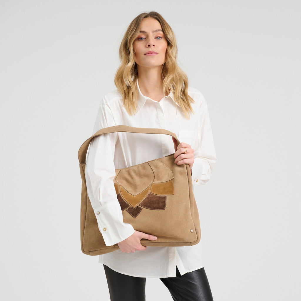 DEPECHE Suede shopper bag with brown patch details Shopper 011 Sand