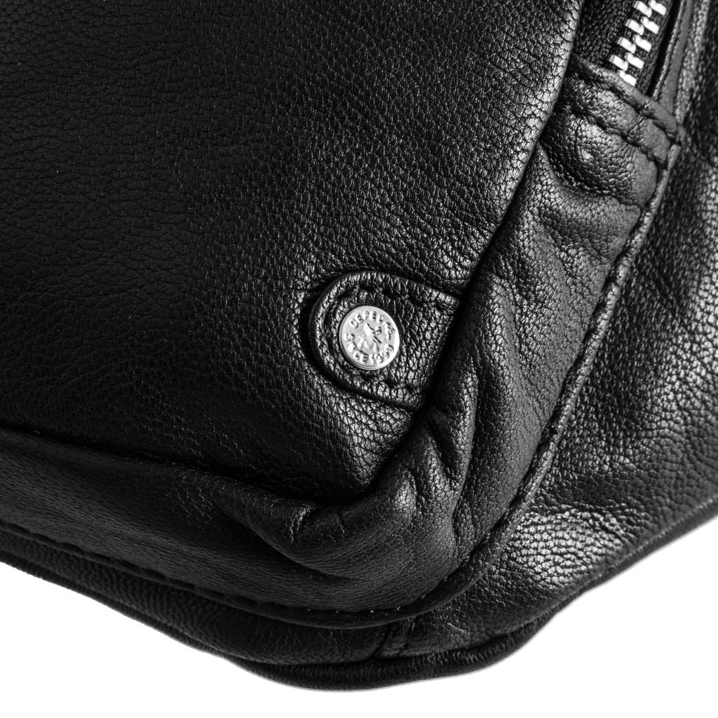 DEPECHE Classic must-have leather bumbag Bumbag 099 Black (Nero)