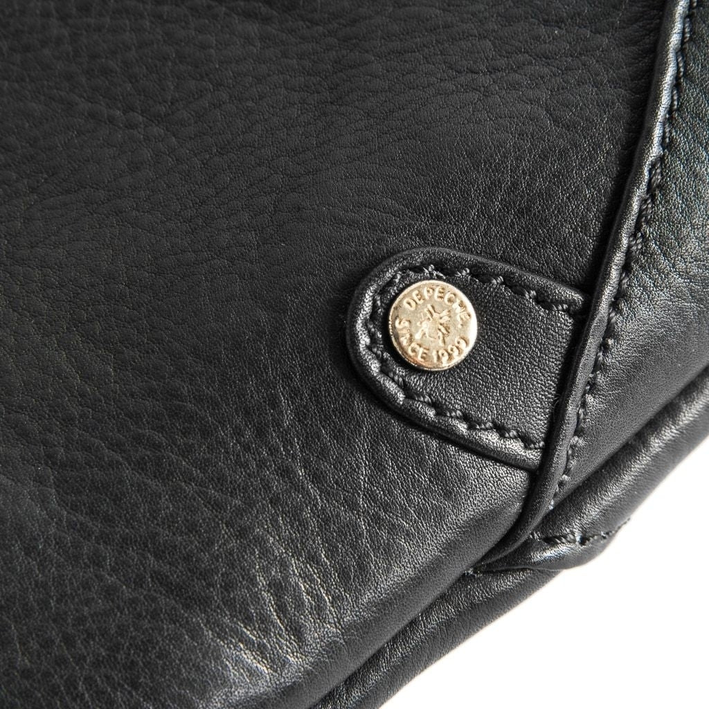 DEPECHE Feminine bumbag in soft leather Bumbag 099 Black (Nero)
